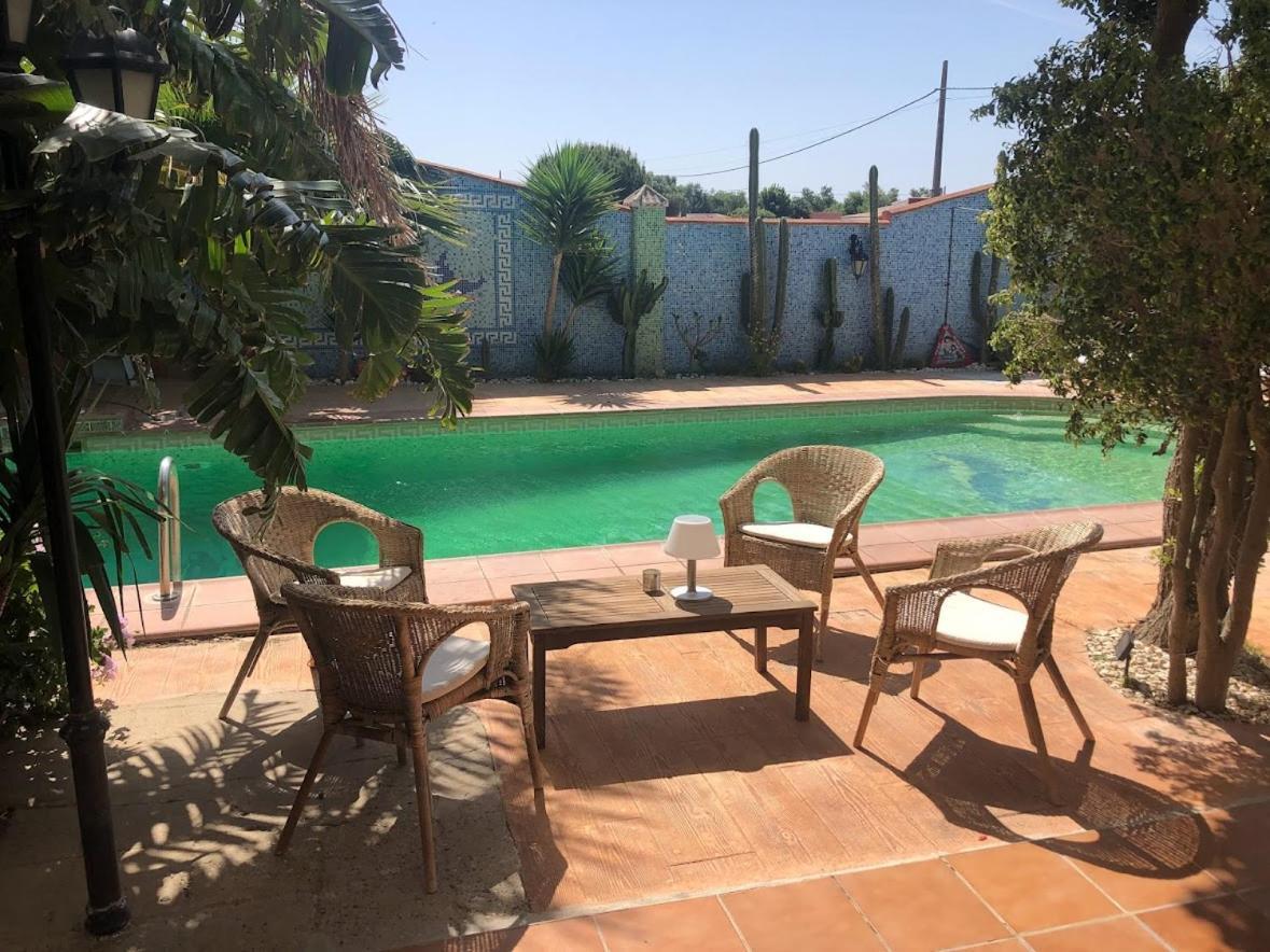 Higos Chumbos, Casa Rural Compartido Chiclana de la Frontera Ngoại thất bức ảnh